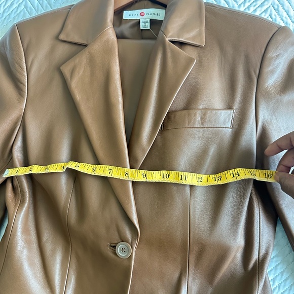 🚨 Rare Vintage Saks Fith Real Clothes leather skirt suit!!!!!!!!! - Picture 5 of 9
